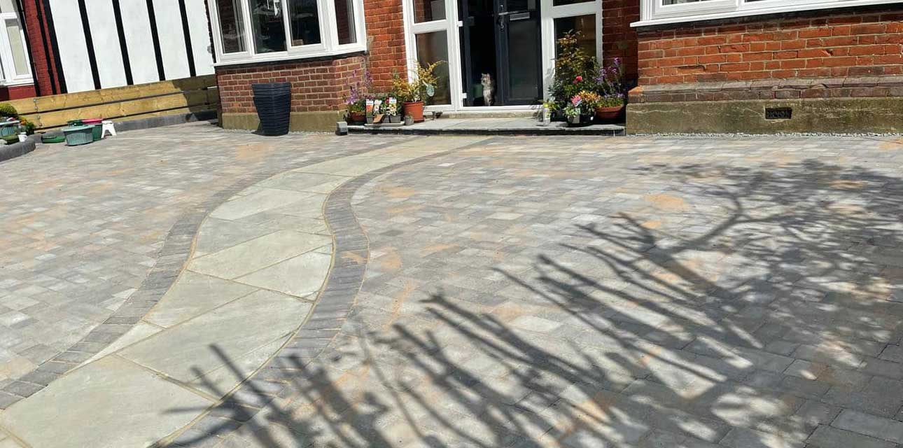 Builders/Home Improvements in Watford